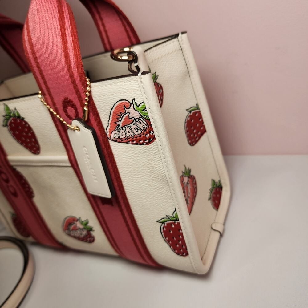 NWT Coach Smith Tote Bag 24 With Strawberry Print CAR80 Chalk Multi - Picture 2 of 7